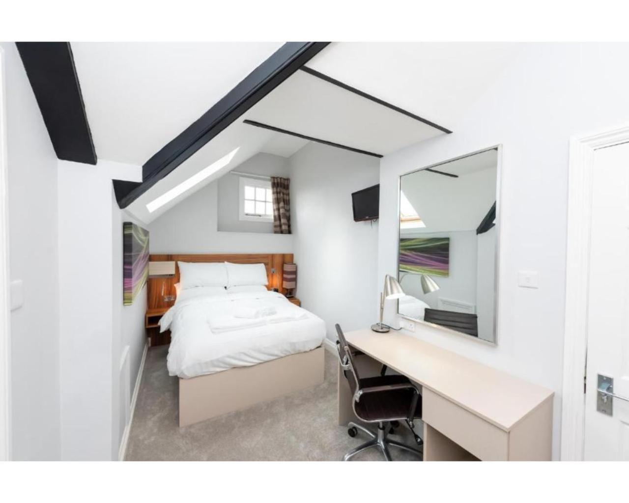 Uno Hotel Heathrow Windsor Slough Chambre photo
